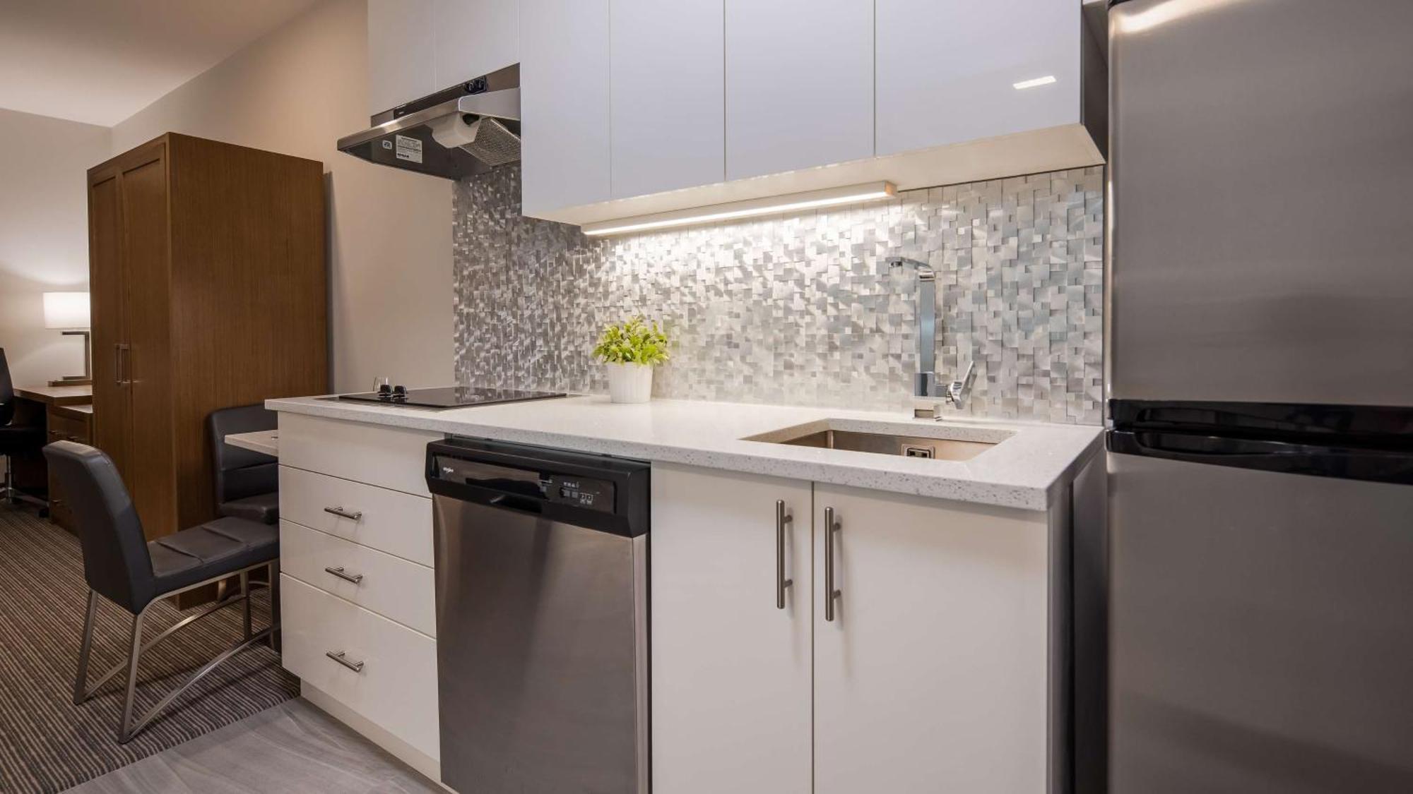Executive Residency By Best Western Calgary City View North Dış mekan fotoğraf