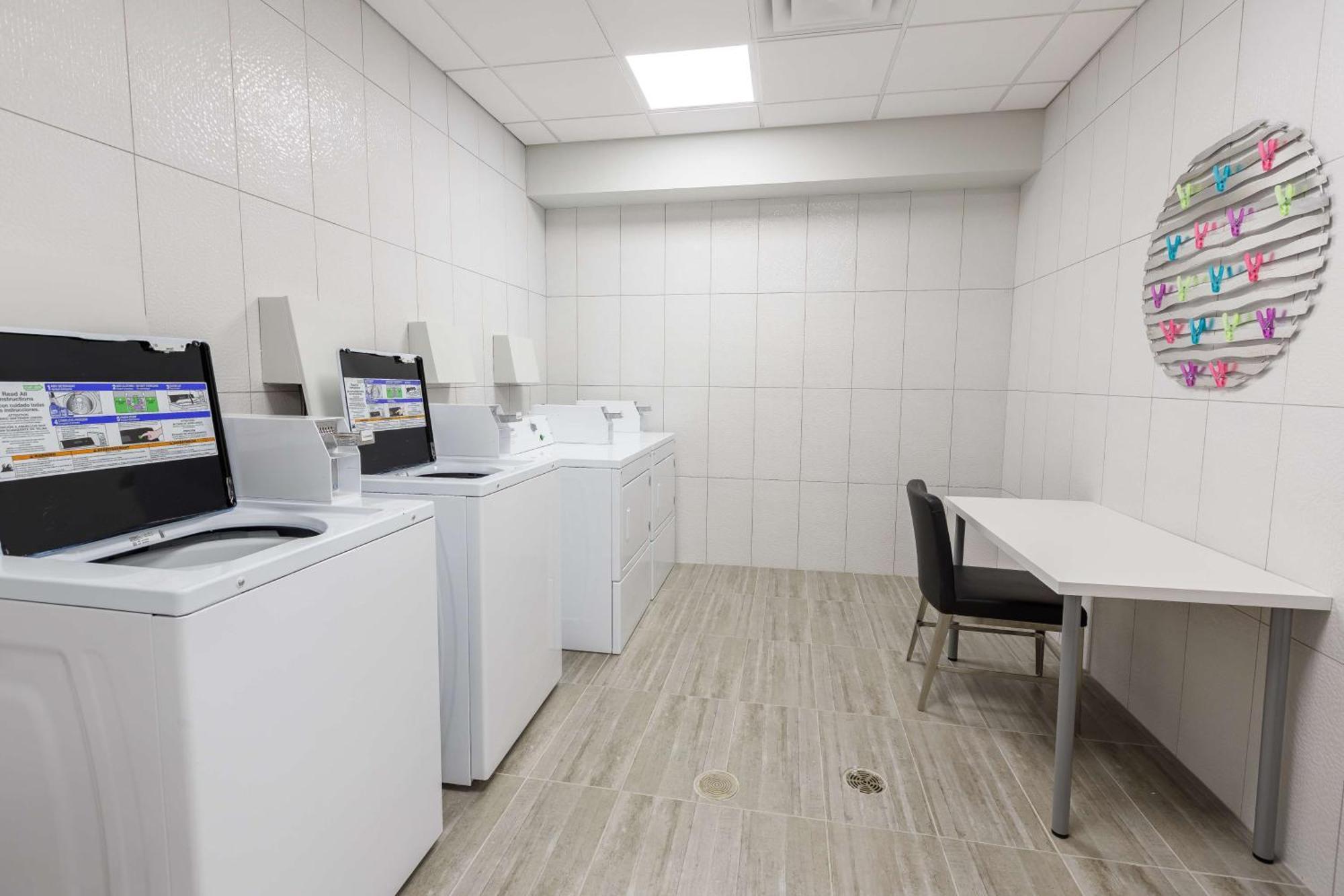 Executive Residency By Best Western Calgary City View North Dış mekan fotoğraf