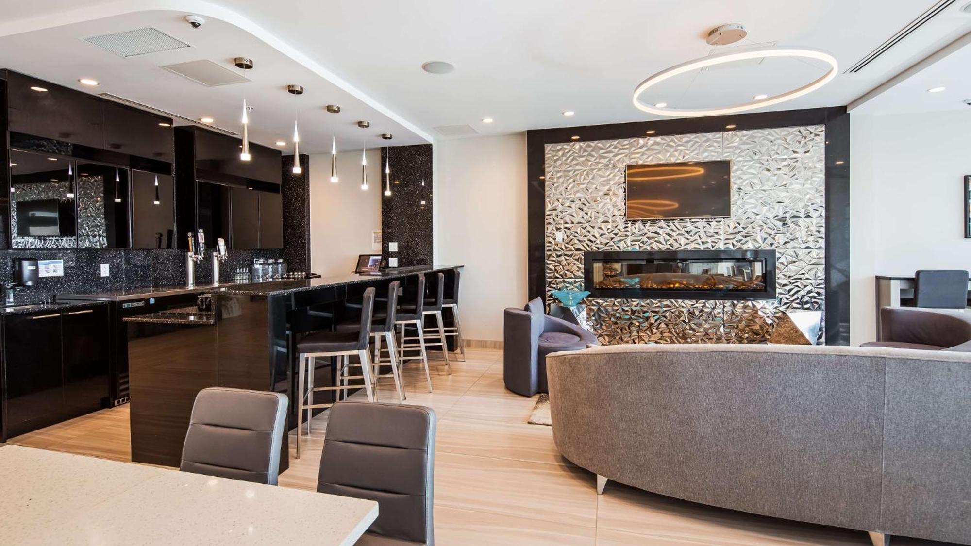 Executive Residency By Best Western Calgary City View North Dış mekan fotoğraf